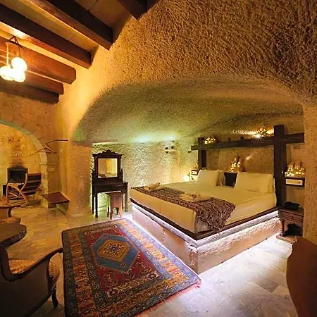 Отель Shoestring Cave House 3*